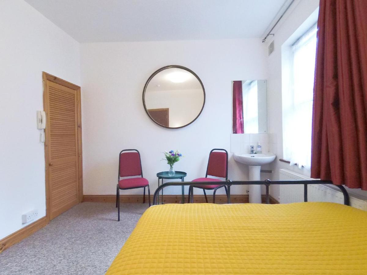 Carnation Flat A In Wembley Διαμέρισμα Λονδίνο Εξωτερικό φωτογραφία