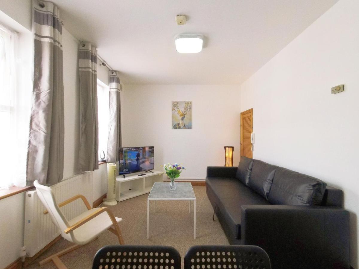 Carnation Flat A In Wembley Διαμέρισμα Λονδίνο Εξωτερικό φωτογραφία